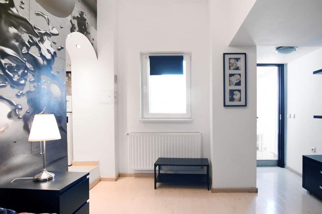 Bucharest Studio Buitenkant foto